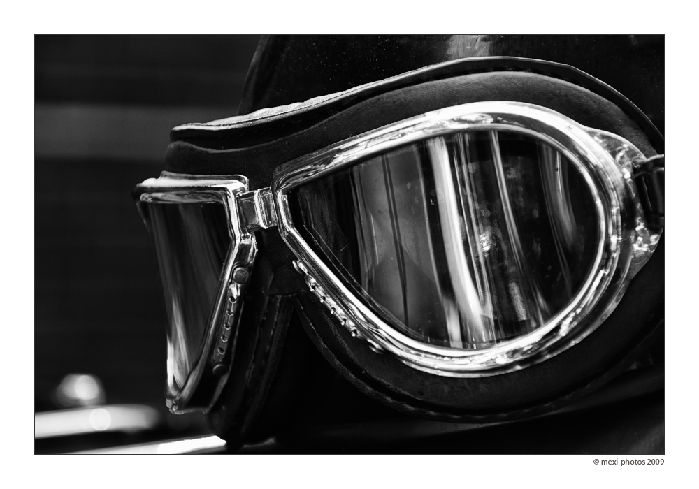 Motorradbrille
