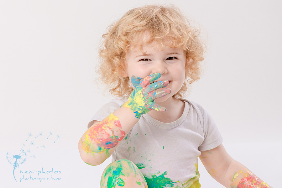 Finger color shooting